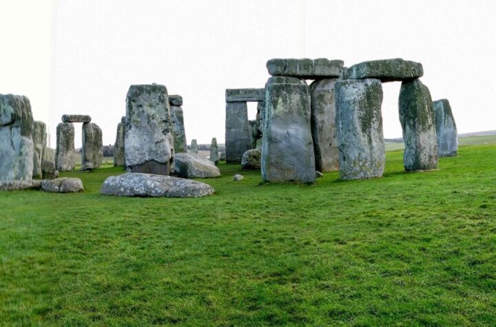 Facts concerning the fascinating site of Stonehenge