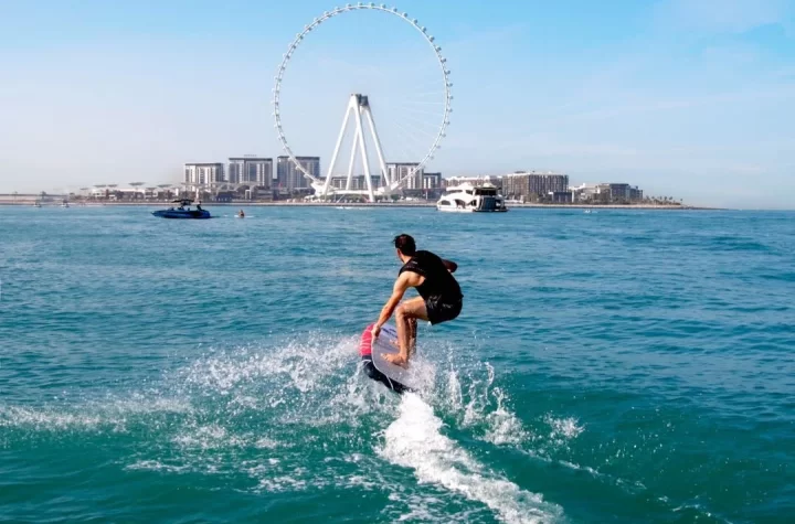 Renting a Hydrofoil Surfboard